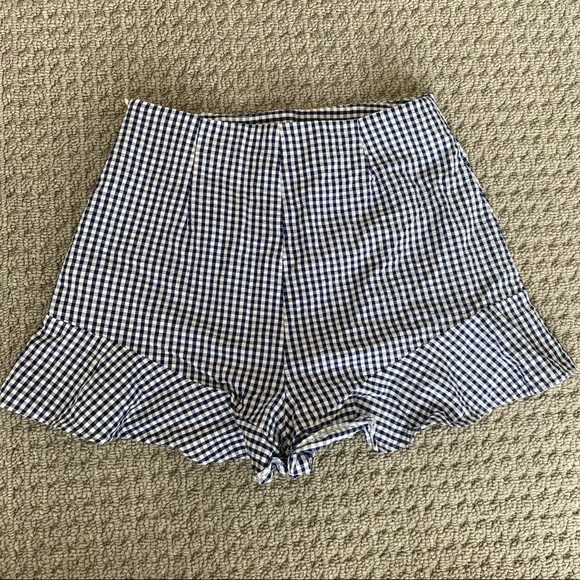 ZARA Gingham Ruffle Shorts - Picture 3 of 9